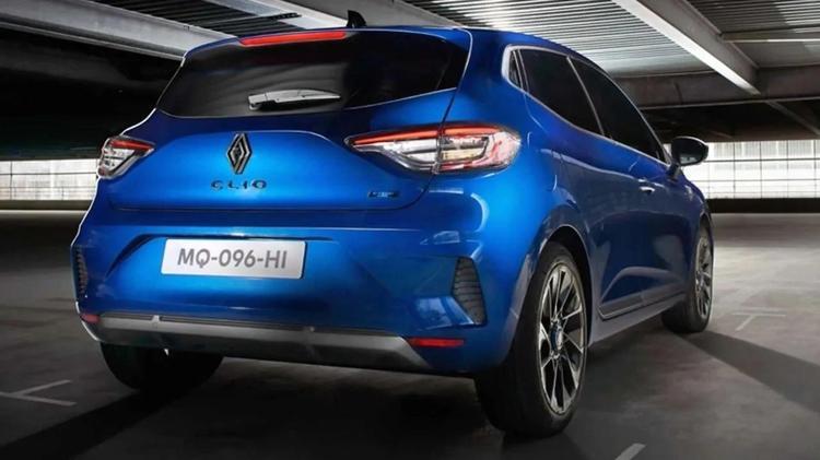 Sonunda Renault Clio Cross fiyatı belli oldu; En ucuz SUV model araç piyasasında sürpriz yaptı