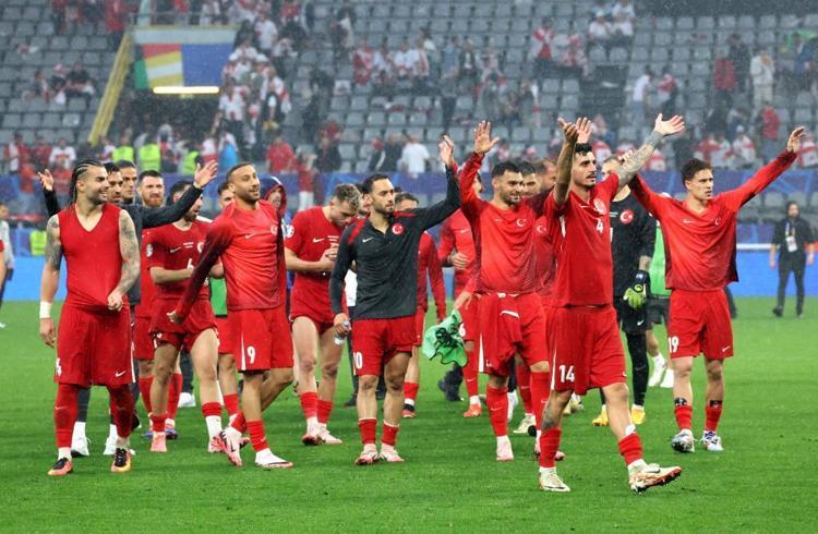 Ferdi Kadıoğlunun yeni takımını açıkladılar Eşi benzeri yok, milyon euroları önüne serdiler