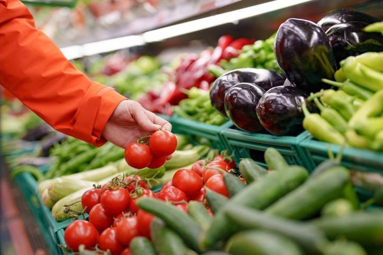 Sıcaklık tetikliyor, ağrı günlerce sürüyor Bu besinlerden uzak durun