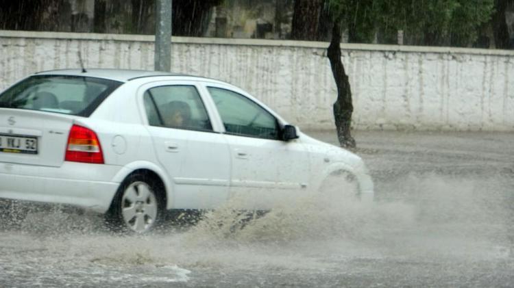 Meteorolojiden son dakika yağmur uyarısı Kavurucu sıcaklara kısa mola: İstanbul, Ankara, İzmir