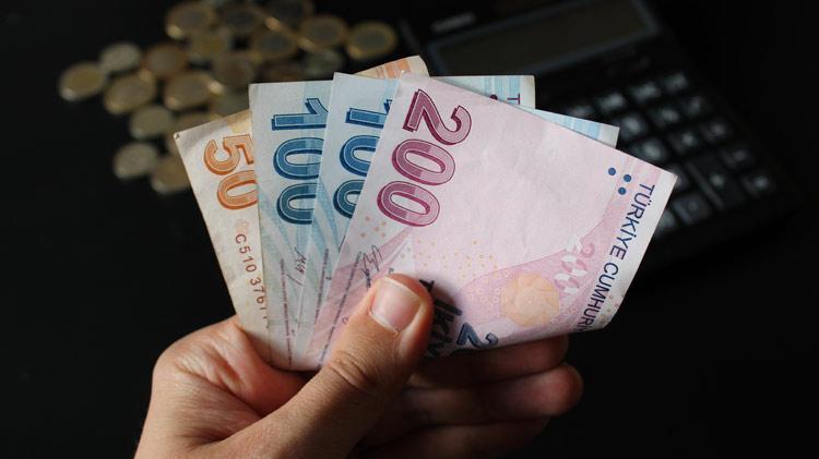En düşük emekli maaşı 12.500 TL’ye yükseliyor Emekli milyonlara müjde işte yeni maaş hesabı