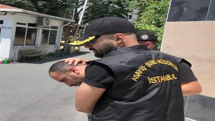 300 bin dolar değerinde takı çaldılar: Hırsızlık anı kamerada