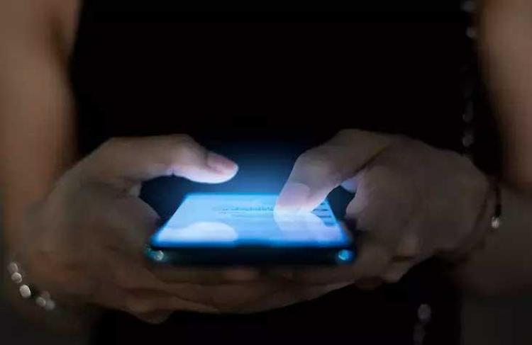Akıllı telefonlar depresyon ve stres seviyelerinde artışa neden oluyor