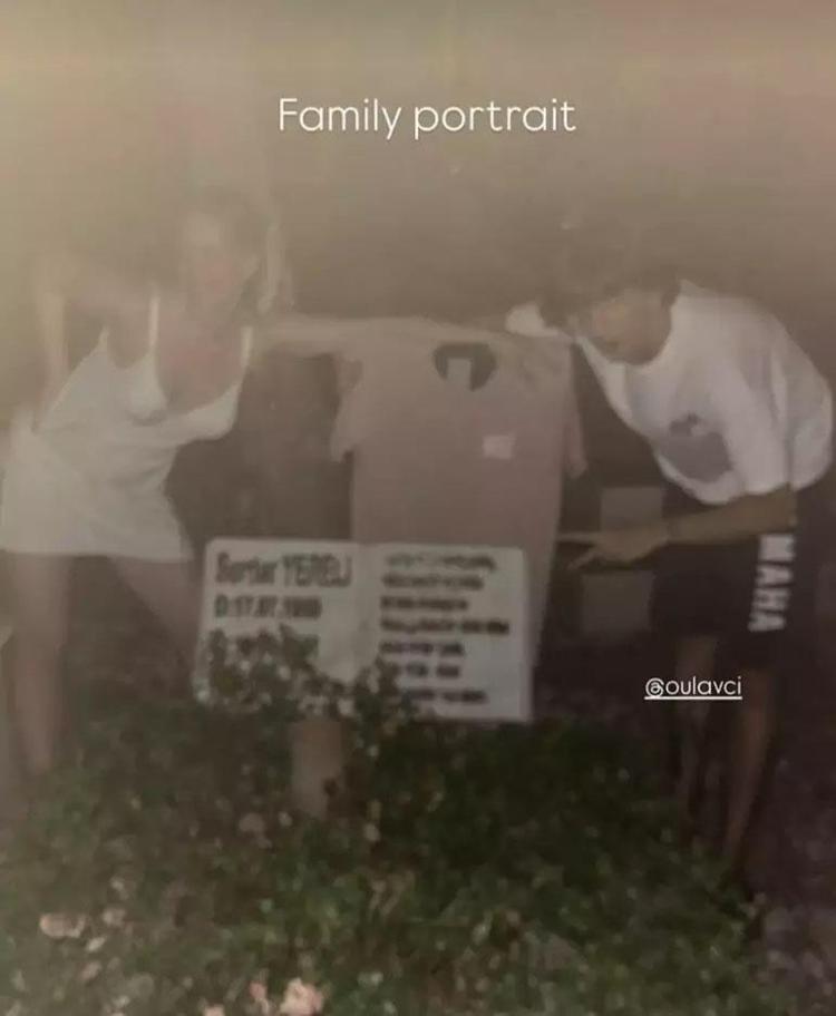 AİLE FOTOĞRAFI