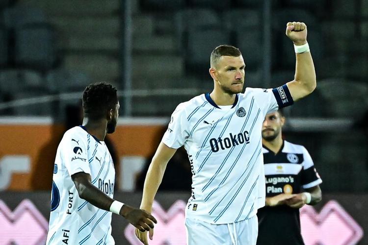 Fenerbahçe, 7 gollü maçta gülen taraf oldu Heyecan D-Smartta yaşandı