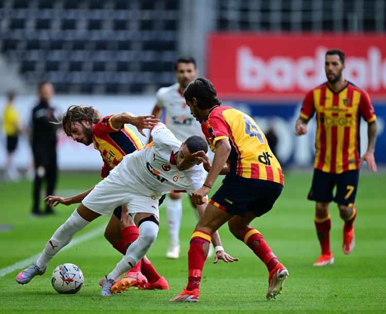 Galatasaray, Lecceyi mağlup etti Heyecan D-Smartta yaşandı