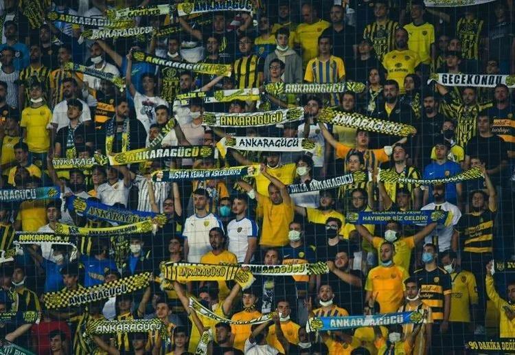 Süper Ligin seyirci rekortmeni takımı belli oldu En çok seyirci çeken stadyumlar listesinde zirve onun