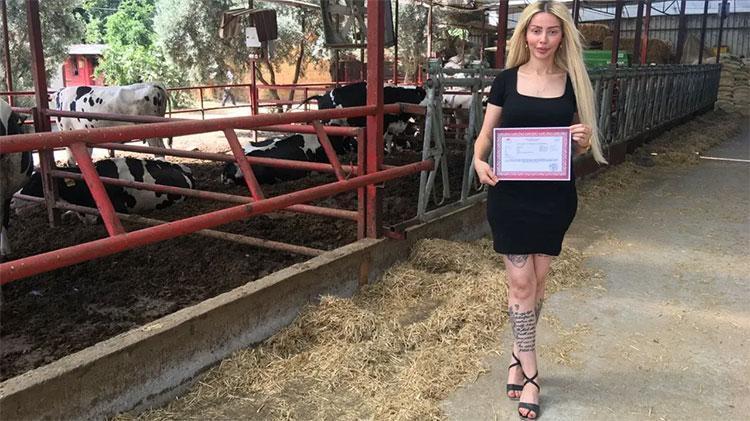 Mesleğinin zirvesinde gazeteciliği bıraktı, çiftlik kurdu Bu iş erkek işi diyenlere inat bir ilke imza attı