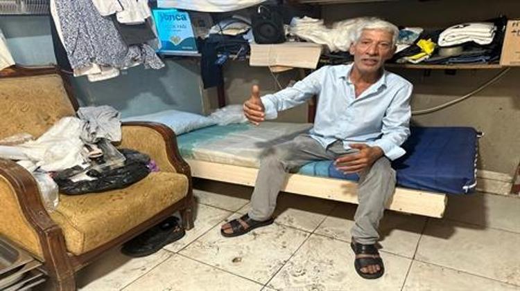 Yakaladığı yılanlarla şov yaparken ısırılmıştı Yılancı Osmanın hayat hikayesinden bir aile dramı çıktı