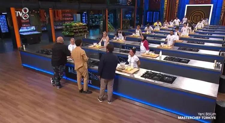 MasterChefte kaptanlar belli oldu Mehmet şef tezgah başında kendini tutamadı