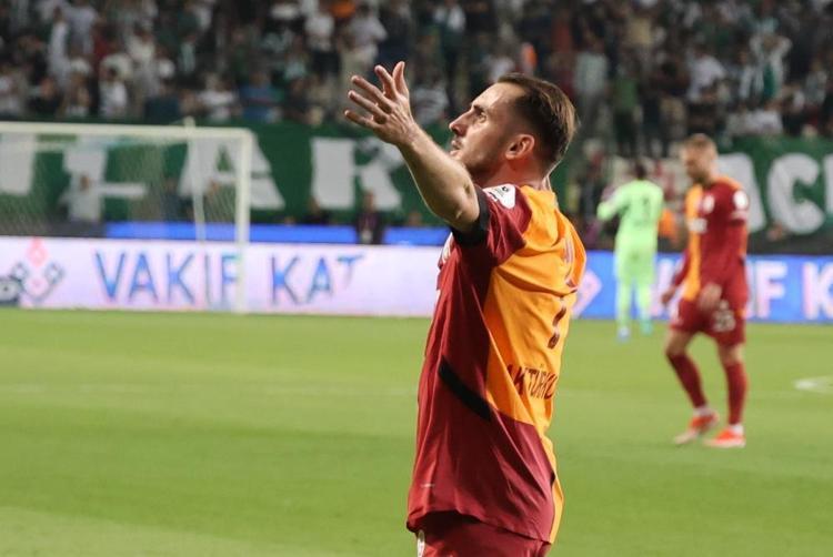 70. dakikada Kerem Demirbayın faulünde sarı kart doğru mu, fazlası gerekir mi