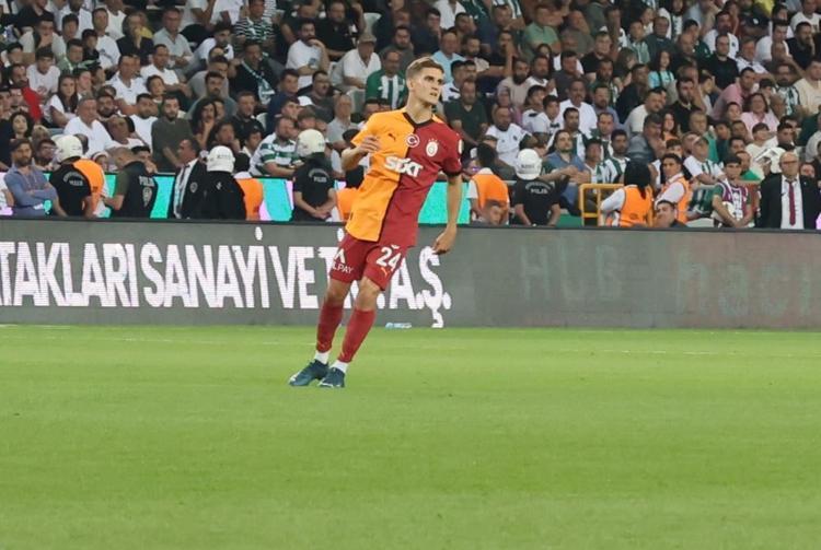 Galatasarayın golü iptal oldu, ortalık karıştı Ofsayt yok, Icardiye yapma dedi
