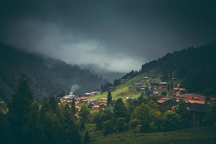Tatil tercihleri değişti Egeye gidemeyen Karadenize koştu, 5 gece 7 bin TL