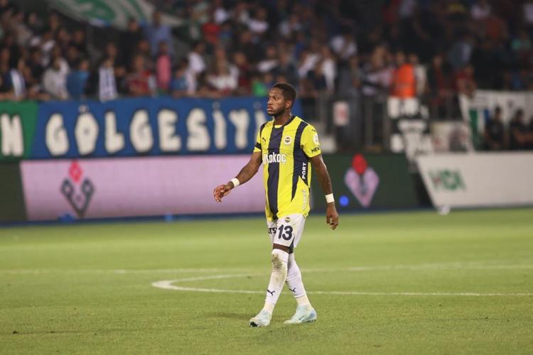 Gökhan Akkan, Fred ve Dzekodan 5 gol yedi Şike sözleri olay oldu: Aklım almıyor, elle ve ayakla müdahale etmedi