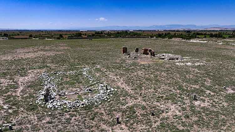 Anavarza Antik Kentinde çalışmalar hızlandı, kazılar 9 farklı nokta daha başlatılacak