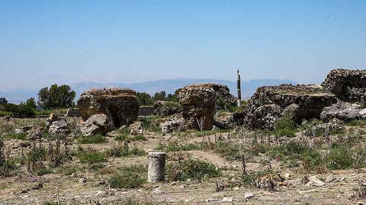 Anavarza Antik Kentinde çalışmalar hızlandı, kazılar 9 farklı nokta daha başlatılacak