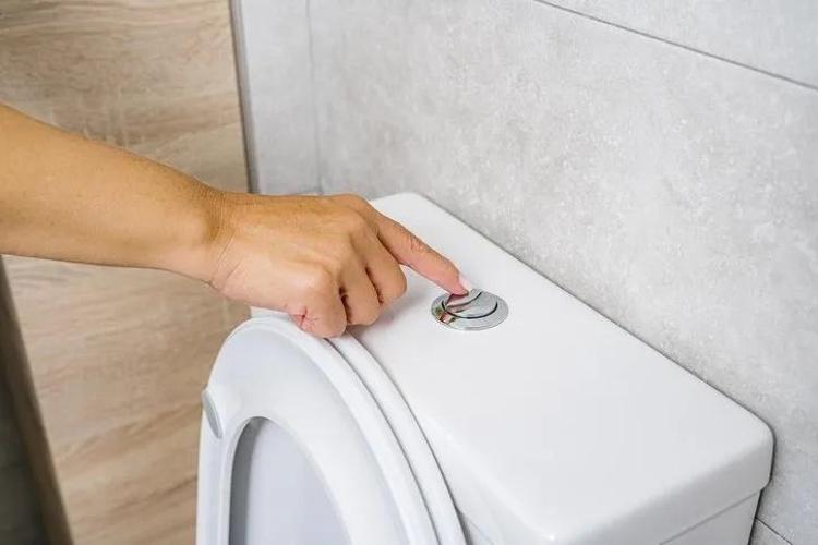 Klozet lekelerine 10 dakikada son veren tüyo; 3 malzemeli doğal çözüm…