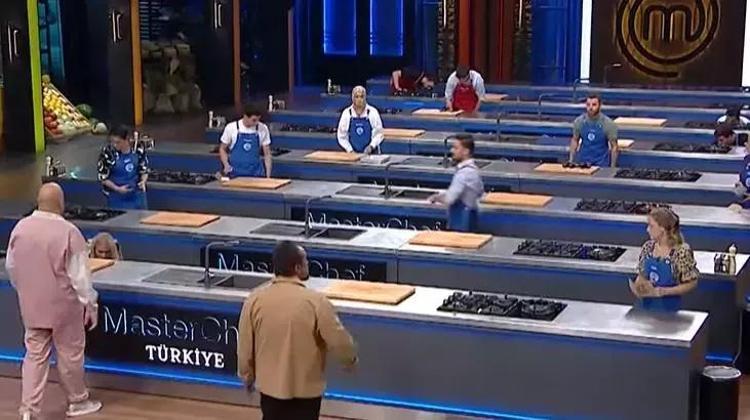 MasterChefte Somer şef haftanın şampiyonu ilan etti Son eleme adayı belli oldu