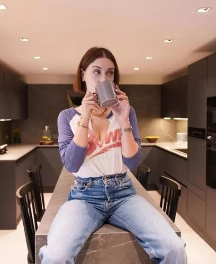 Hazal Kaya nasıl zayıflama sırrını açık açık verdi