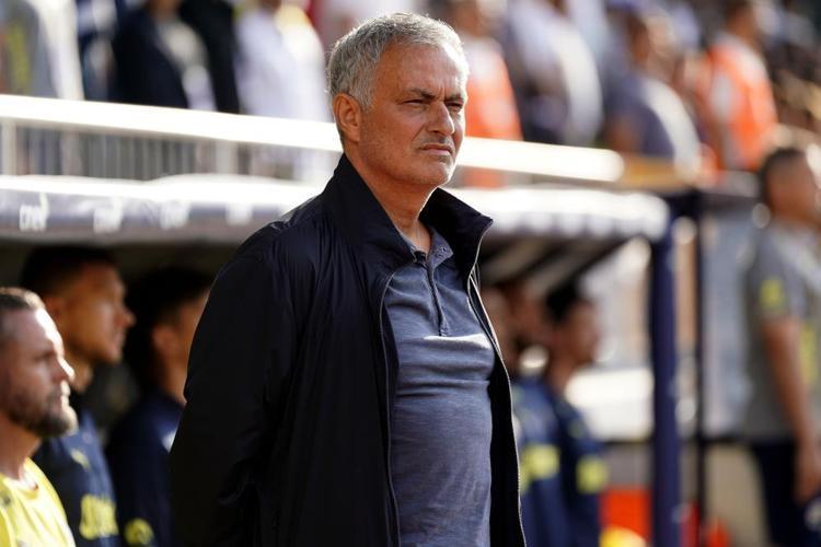 Cengiz Ünder, Ryan Kent değil Livakovic defterini kapattı Mourinho: Ali Koçtan istemeyeceğim