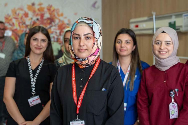 Erdoğanın talimatıyla Türkiyeye getirilmişti Yapışık ikizler için 60 kişilik ekip seferber oldu