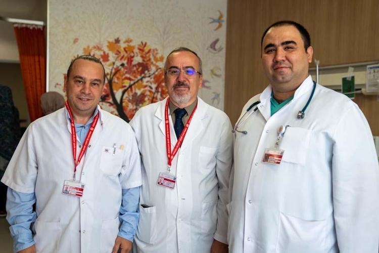 - Hepimiz alkışlamaya başladık, bir yandan da ağlıyorduk