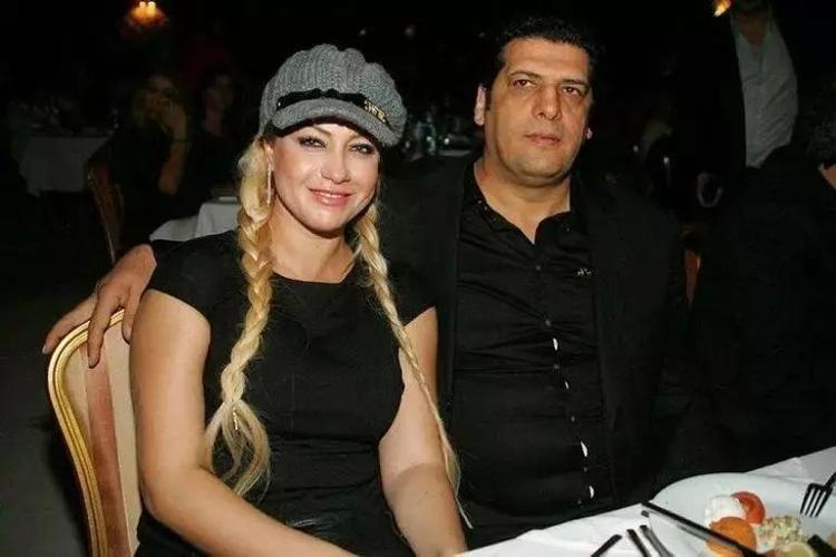 Zengin fakir hepsi kadını ağlatıyor Üzüleceksem lüks içinde üzüleyim