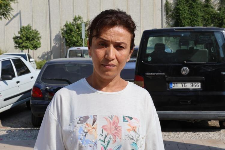 Yaşlı kadın yüzüğünü vermeyince öldüresiye dövüp banyoya kilitledi
