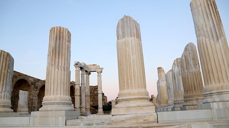 Side Athena Tapınağı, yüzyıllar sonra ayağa kalktı