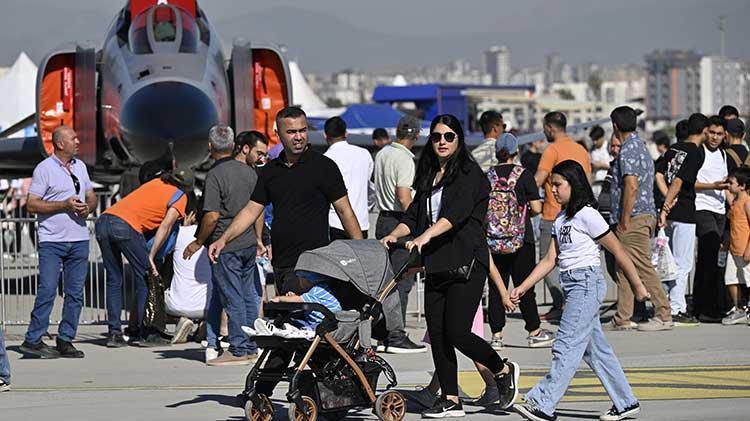 TEKNOFESTin 1,5 Adanası kendi evinde yarıştı: Burada bilim şenliği havası var Bir kere burayı gören büyüsüne kapılıyor
