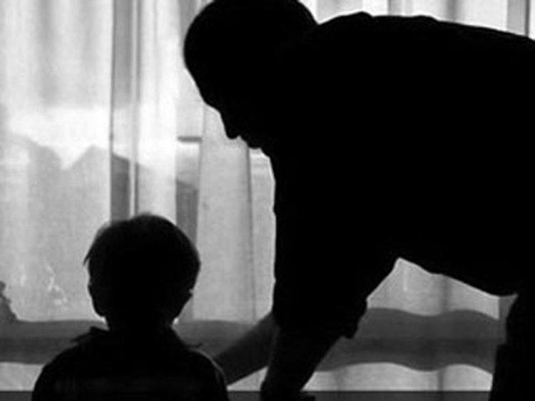Küçük kıza müstehcen film izletirken yakalandı Polise ifadesi şaşırttı