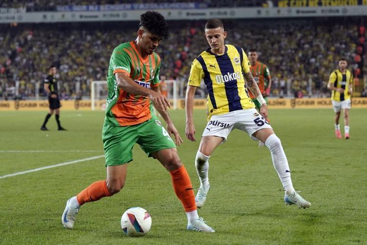 FENERBAHÇE HAREKETE GEÇTİ