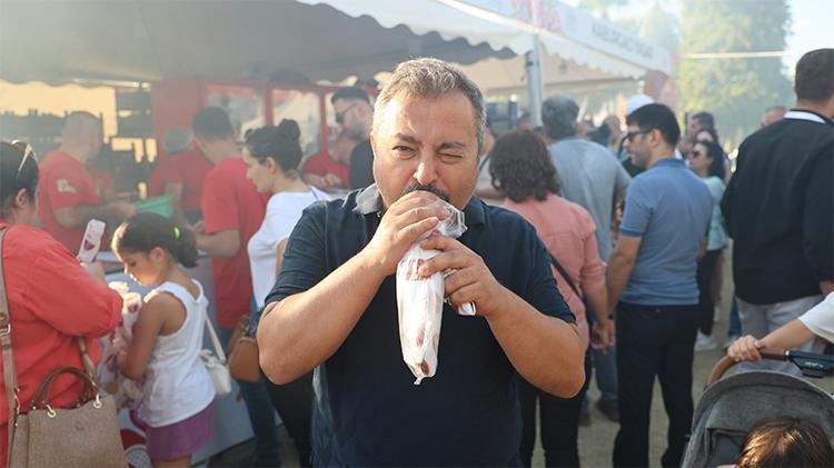 Adanada kebap dumanları gökyüzünü kapladı Kuyruğun sonu görünmedi