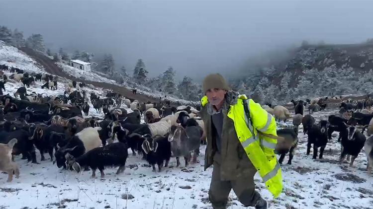 KAR YAĞIŞI HAYATI OLUMSUZ ETKİLİYOR