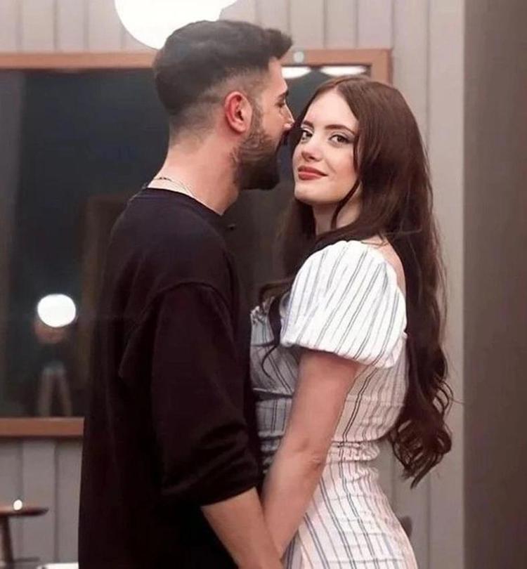 AYRILIĞA DAYANAMADILAR