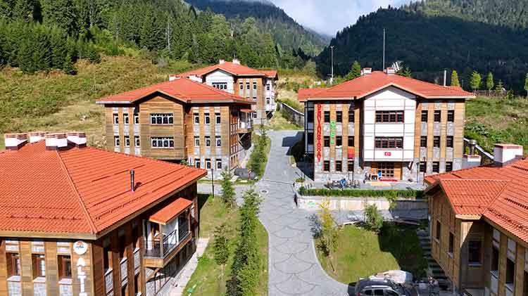 Ayder Yaylası’na bakanlık koruması Salıncaklar kaldırıldı, ‘hassas alanlar’ kurtarıldı