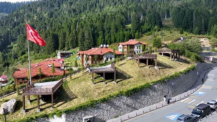 Ayder Yaylası’na bakanlık koruması Salıncaklar kaldırıldı, ‘hassas alanlar’ kurtarıldı