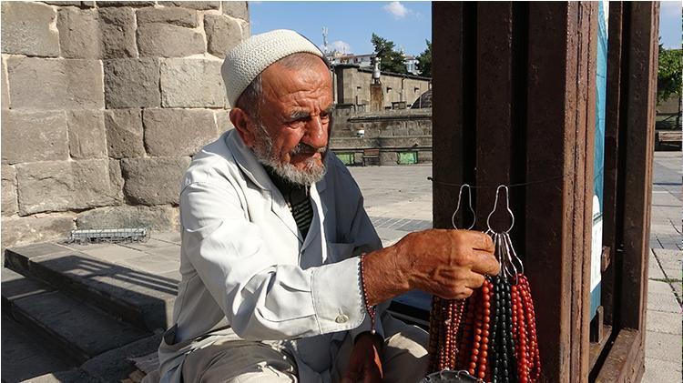 Kayseride bu dede emekliliğe karşı