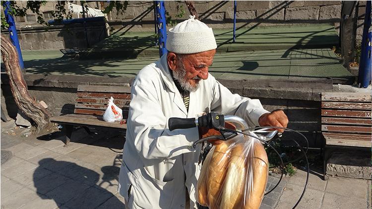 Kayseride bu dede emekliliğe karşı