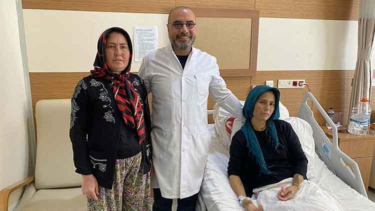 İki kardeş aynı kadavradan organ nakliyle hayata tutundu