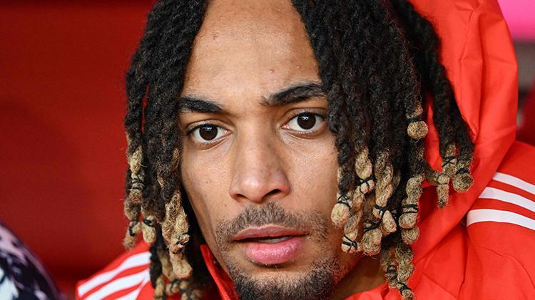 Bayern Münih Sacha Boeyi kapının önüne koydu Süper Lig devi devreye girdi, İstanbula imzaya geliyor