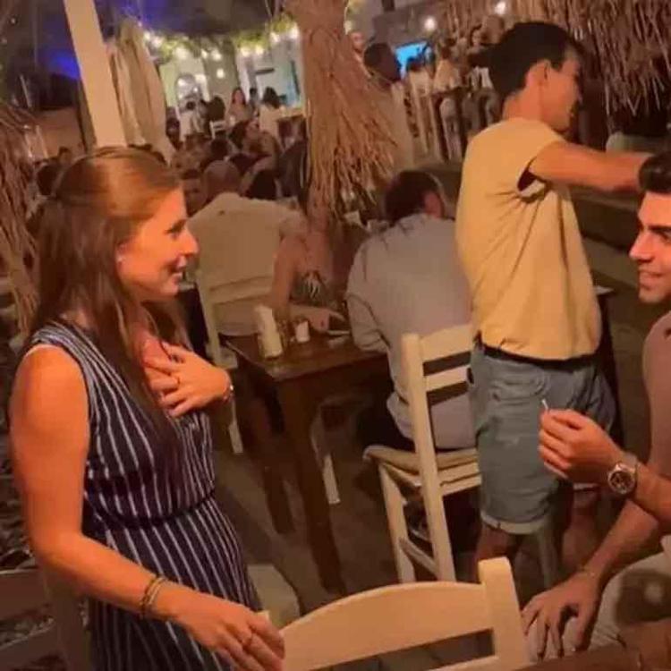 Sihirli Annemin Çileki Zeynep Özkaya evlilik için ilk adımı attı Diziden arkadaşları yalnız bırakmadı