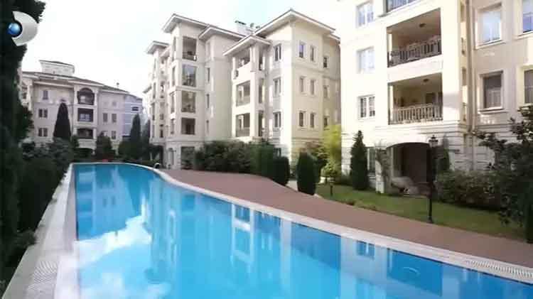 Ünlü oyuncu Ümit Oğuz, evinin kapılarını Evim Şahaneye açtı
