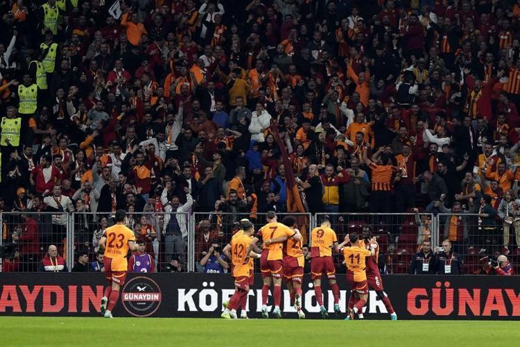 Tarihe geçecek Victor Osimhen planı Dursun Özbek gemileri yaktı, tam 50 milyon euro...