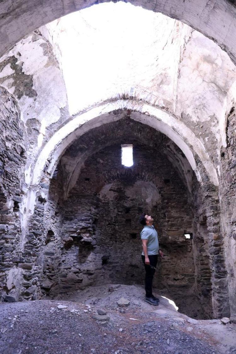 Muğlada kiliseyi delik deşik ettiler Sebebi başka çıktı: Meğer dertleri paraymış