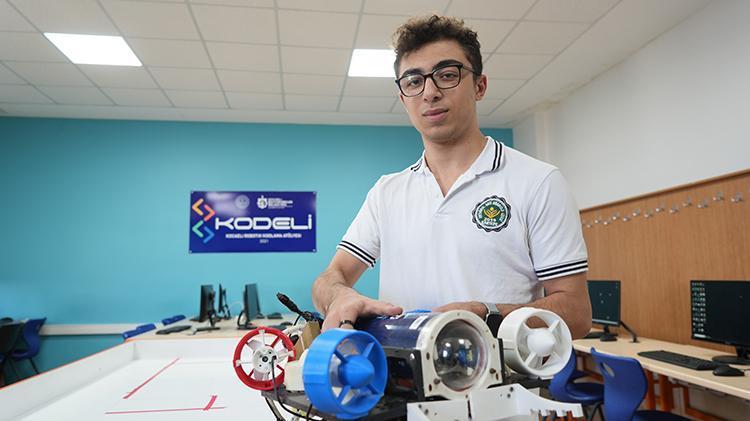 Ben onlara atanmış değil, adanmış öğretmenler diyorum