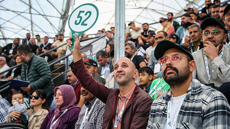 Genç üreticilere nakit desteği Adanada dördüncü kez yapıldı Desteklerimiz artarak devam edecek