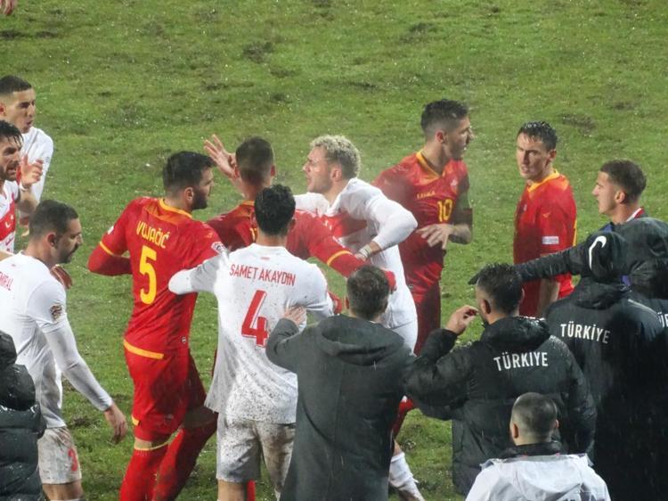 TFF HOCA DEĞİŞİKLİĞİ DÜŞÜNEBİLİR