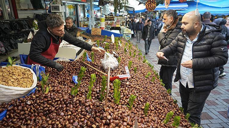 Kışın altın yıldızı pazar tezgahlarında yerini aldı Bu sene bolluk var, fiyatlar düştü