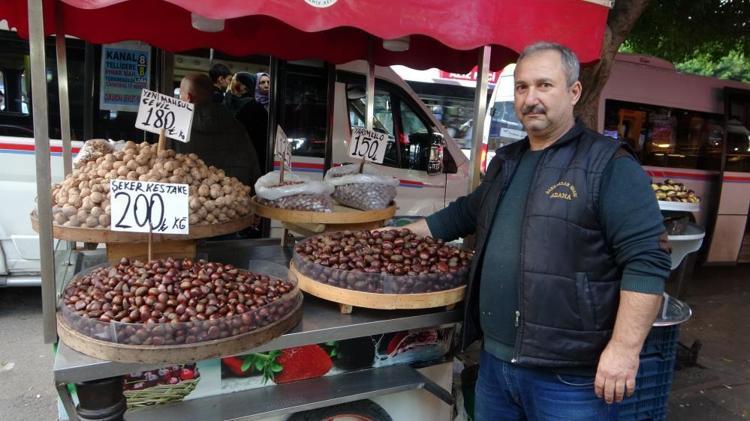 Dumanı üzerinde tütüyor: Kış aylarının vazgeçilmezi Kestane tezgahlarda yerini almaya başladı